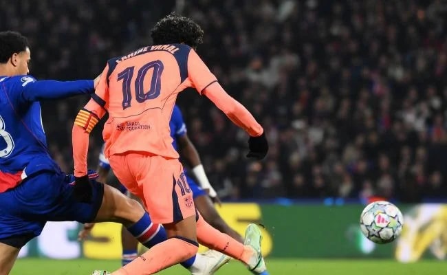 PSG against Barcelona